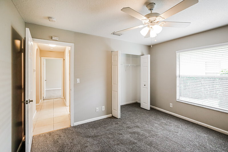 3,015/Mo, 109 Black Olive Cres Royal Palm Beach, FL 33411 Bedroom View 2