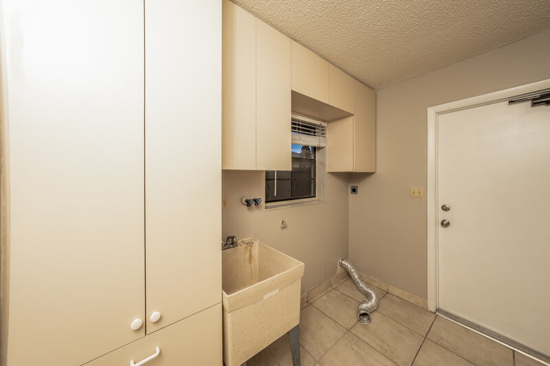 3,655/Mo, 11410 Pine Valley Dr Wellington, FL 33414 Laundry Room View