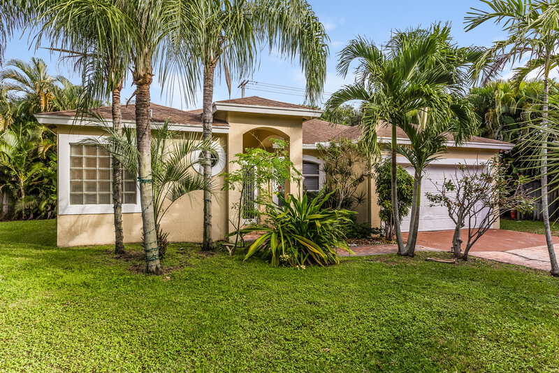 4,430/Mo, 4517 NW 6th Ct Delray Beach, FL 33445 External View