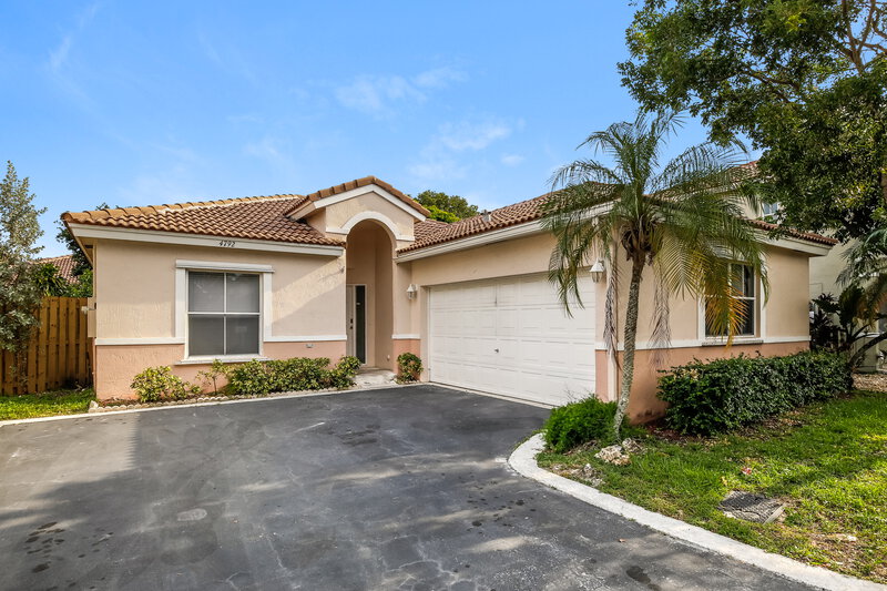 3,055/Mo, 4792 NW 5th Pl Coconut Creek, FL 33063 Misc View
