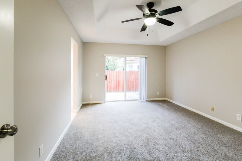 2,975/Mo, 4792 NW 5th Pl Coconut Creek, FL 33063 Main Bedroom View