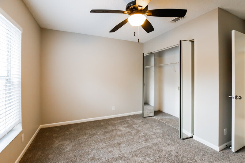 2,975/Mo, 4792 NW 5th Pl Coconut Creek, FL 33063 Bedroom View