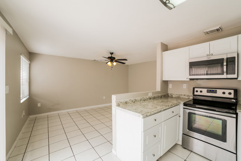 2,965/Mo, 14247 SW 177th St Miami, FL 33177 Kitchen View 2