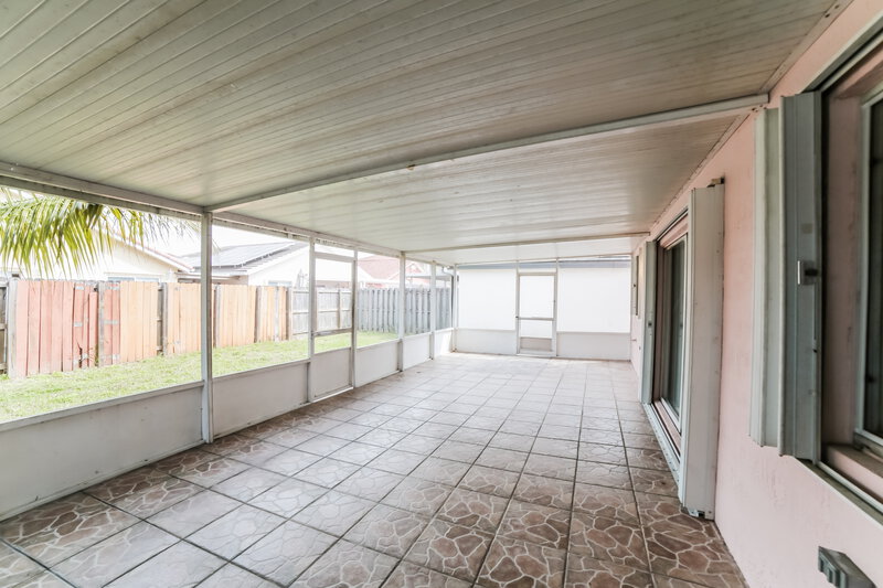 2,965/Mo, 14247 SW 177th St Miami, FL 33177 Sun Room View