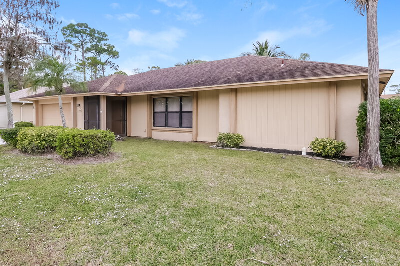 3,735/Mo, 13751 Exotica Ln Wellington, FL 33414 Front View 2
