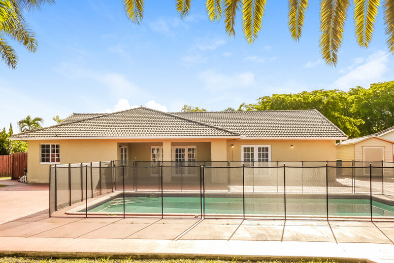 3,285/Mo, 12743 SW 207th Ter Miami, FL 33177 Rear View