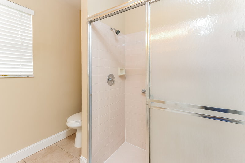 2,910/Mo, 13524 Brixham St Wellington, FL 33414 Main Bathroom View 2