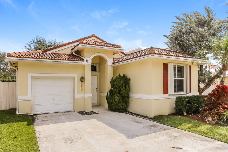 3,255/Mo, 15271 SW 51st St Davie, FL 33331 Front View