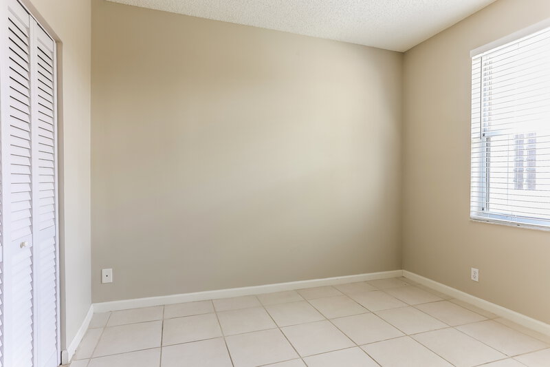 3,255/Mo, 15271 SW 51st St Davie, FL 33331 Bedroom View 2