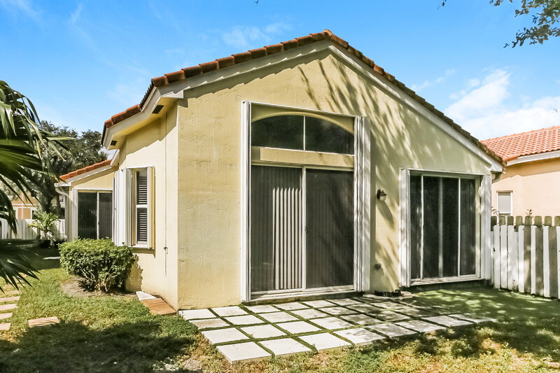 3,255/Mo, 15271 SW 51st St Davie, FL 33331 Rear View