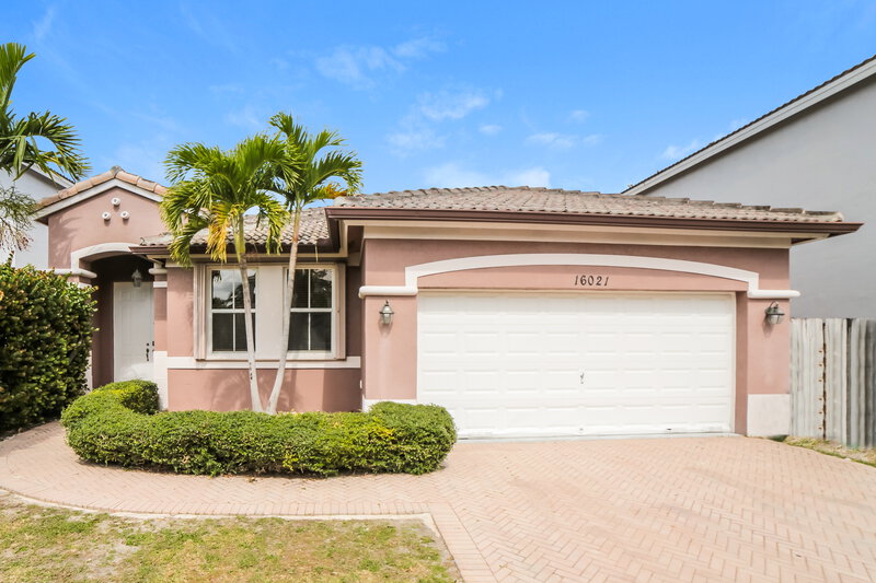 3,500/Mo, 16021 SW 43rd Ter Miami, FL 33185 External View