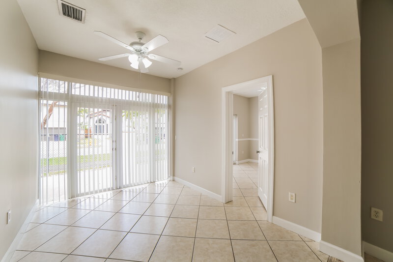 3,500/Mo, 16021 SW 43rd Ter Miami, FL 33185 Bonus Room View