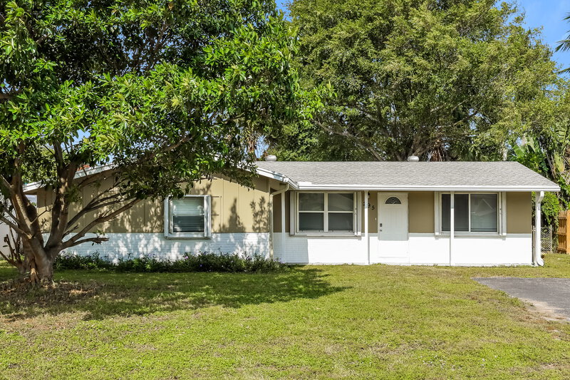 2,545/Mo, 295 Cherry St Palm Beach Gardens, FL 33410 External View