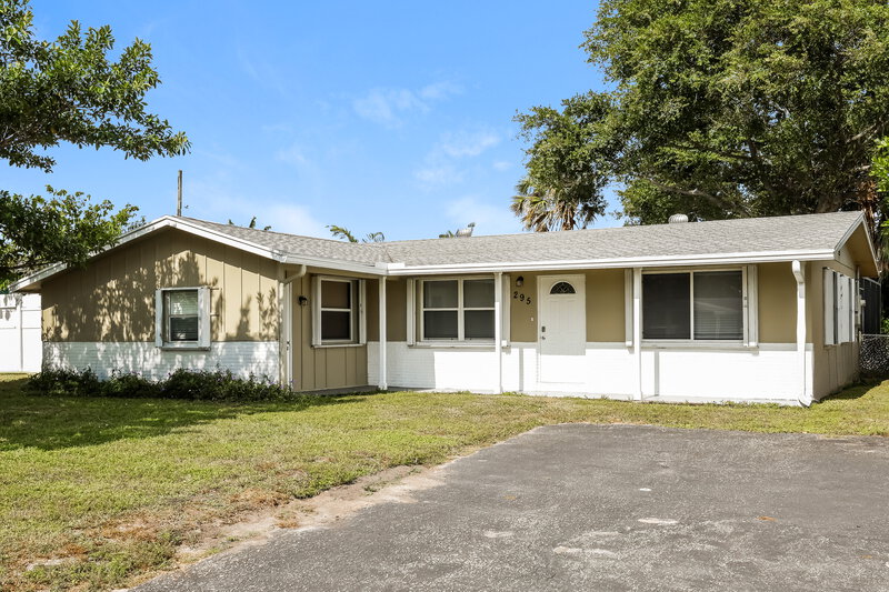 2,545/Mo, 295 Cherry St Palm Beach Gardens, FL 33410 Front View