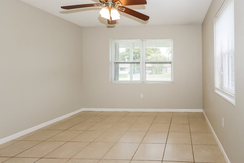 2,780/Mo, 300 Cherry St Palm Beach Gardens, FL 33410 Main Bedroom View 2