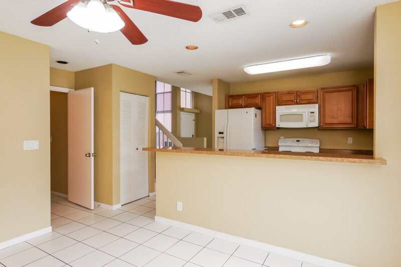 3,240/Mo, 3275 W Buena Vista Dr Margate, FL 33063 Dining Room View 2
