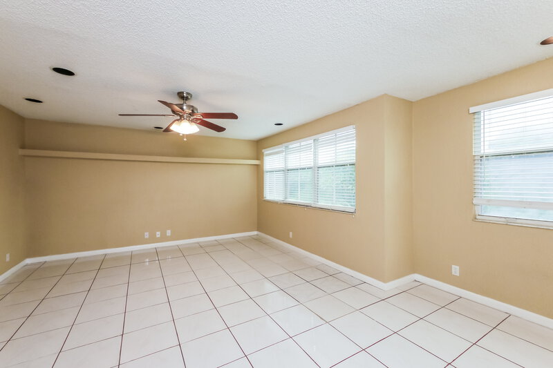 3,240/Mo, 3275 W Buena Vista Dr Margate, FL 33063 Main Bedroom View