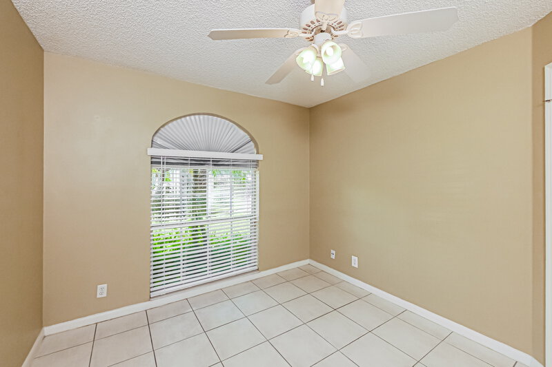 4,255/Mo, 5339 NW 99th Ln Coral Springs, FL 33076 Bedroom View