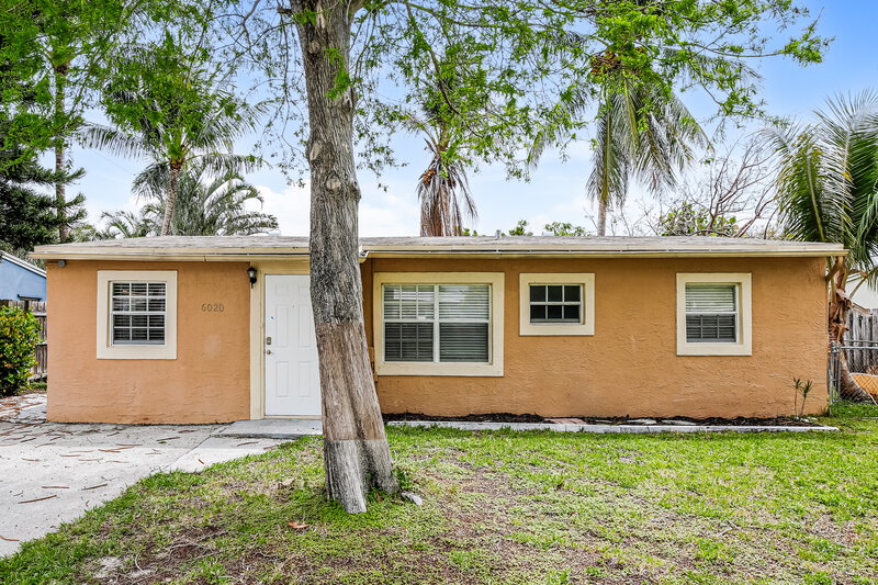 3,095/Mo, 6020 NE 3rd Ter Oakland Park, FL 33334 External View