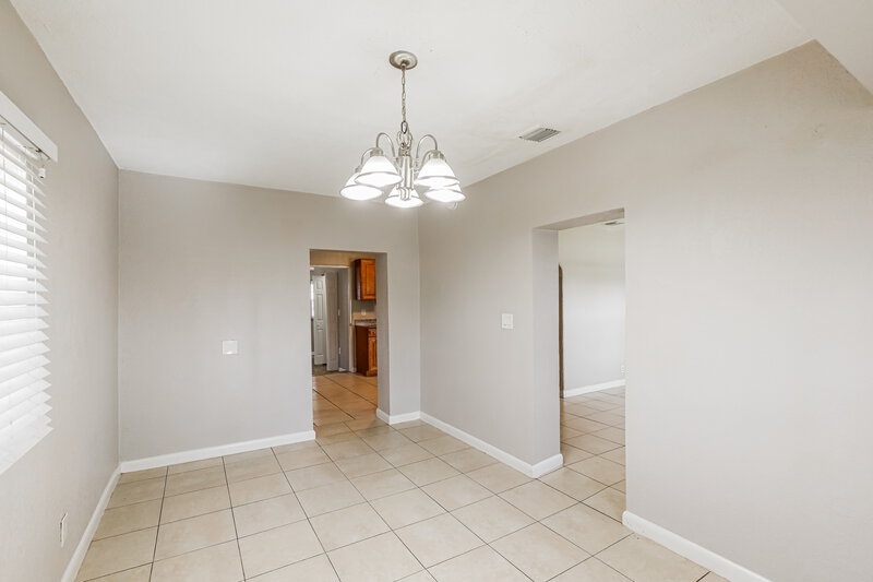 3,095/Mo, 6020 NE 3rd Ter Oakland Park, FL 33334 Dining Room View