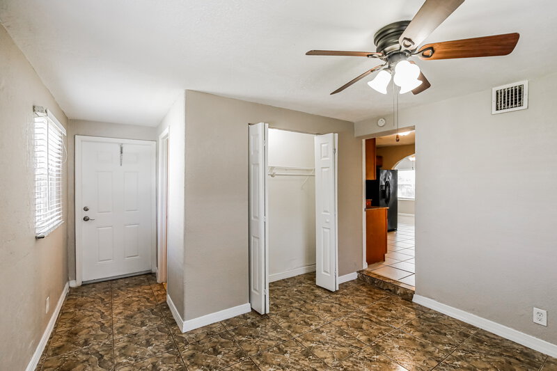 3,095/Mo, 6020 NE 3rd Ter Oakland Park, FL 33334 Main Bedroom View