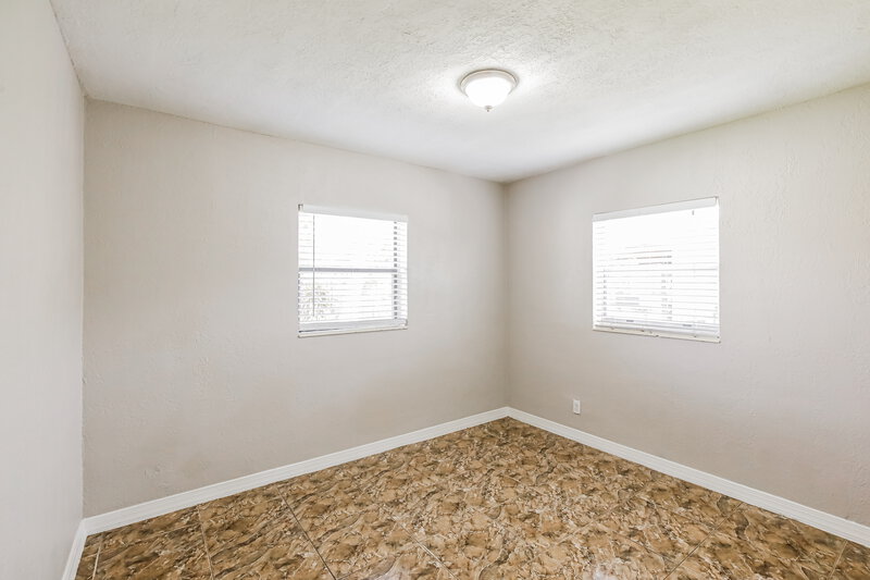 3,095/Mo, 6020 NE 3rd Ter Oakland Park, FL 33334 Bedroom View 2