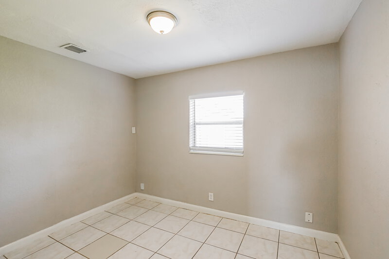 3,095/Mo, 6020 NE 3rd Ter Oakland Park, FL 33334 Bedroom View 3