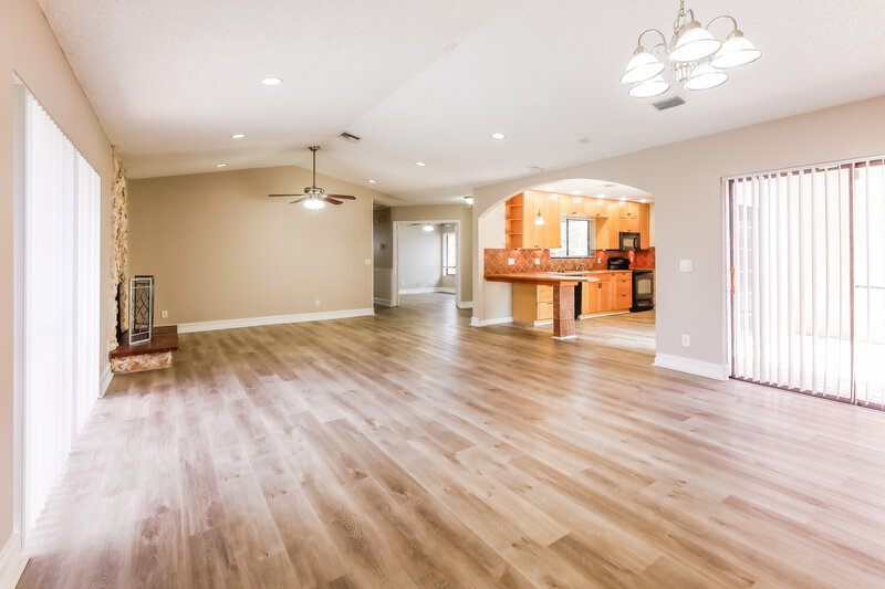 3,510/Mo, 640 SW 95th Ter Pembroke Pines, FL 33025 Dining Room View