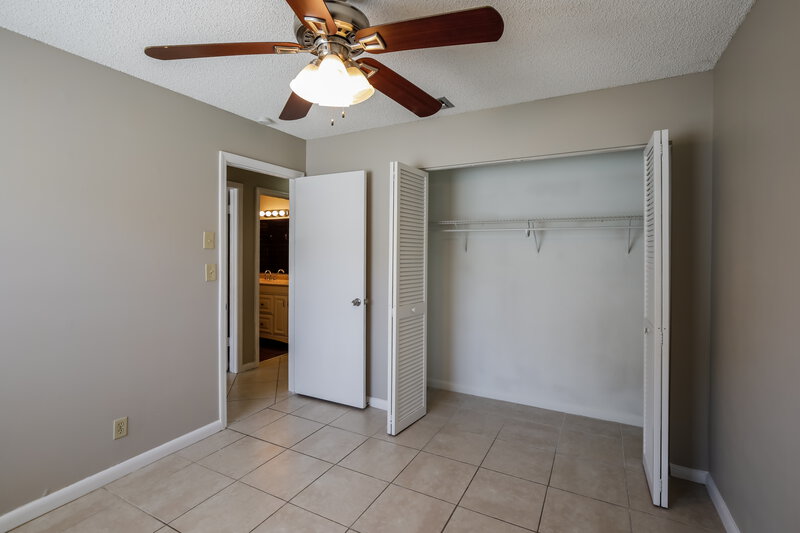 3,115/Mo, 9611 NW 44th Ct Sunrise, FL 33351 Bedroom View 2