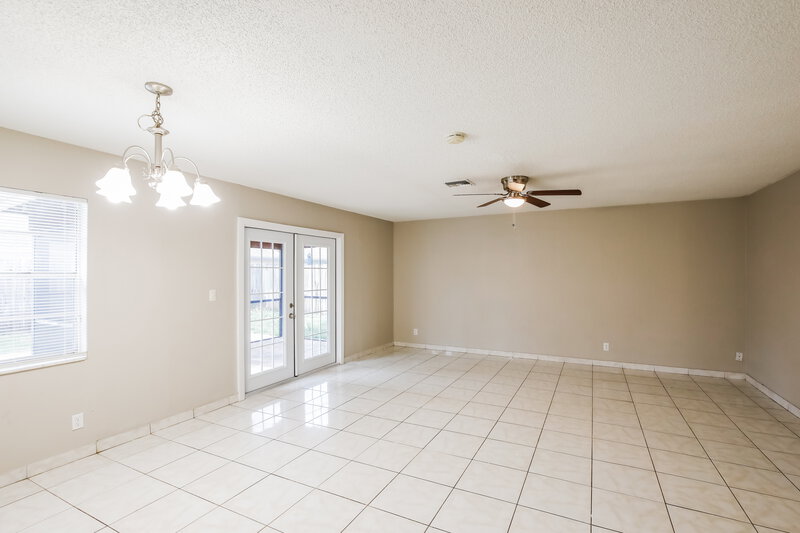 3,495/Mo, 9811 NW 23rd St Coral Springs, FL 33065 Living Room View