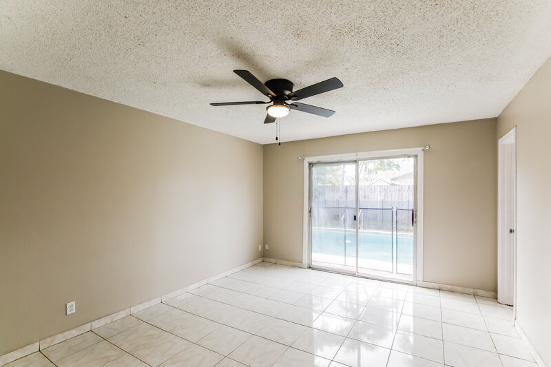 3,495/Mo, 9811 NW 23rd St Coral Springs, FL 33065 Main Bedroom View 2