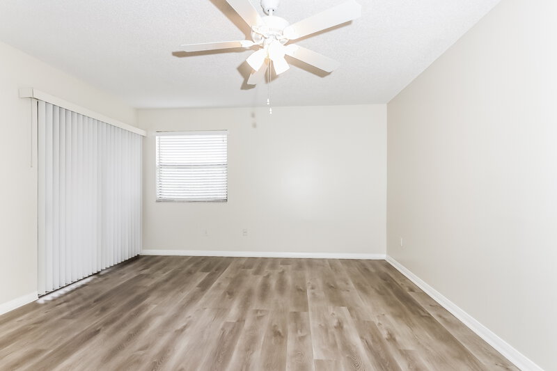 3,660/Mo, 304 Lakeview Dr E Royal Palm Beach, FL 33411 Bedroom View 3