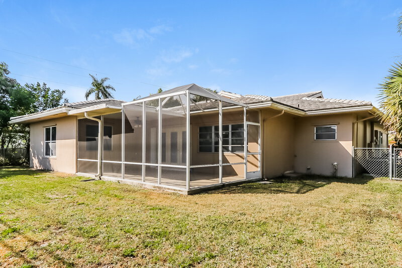 3,835/Mo, 1256 SW 9th Ave Boca Raton, FL 33486 Rear View