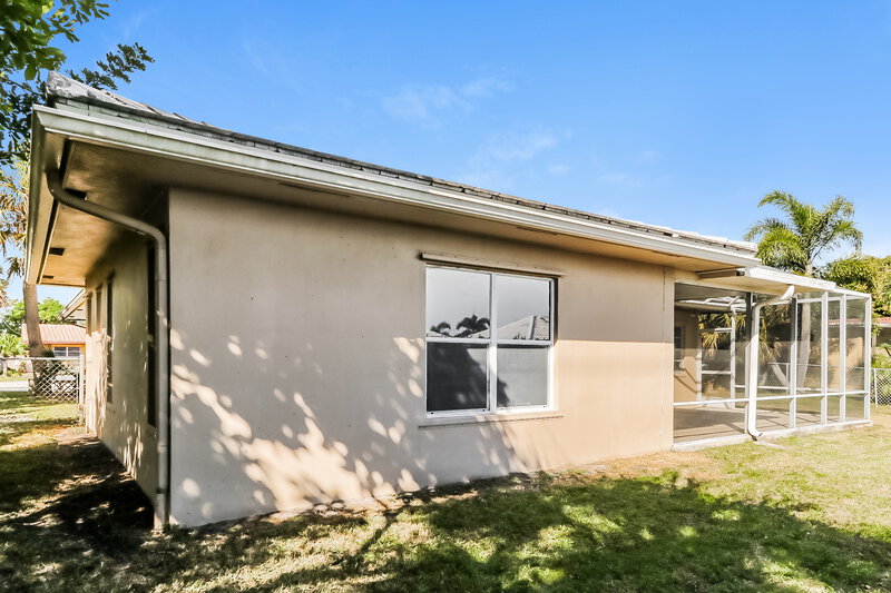 3,835/Mo, 1256 SW 9th Ave Boca Raton, FL 33486 Rear View 2