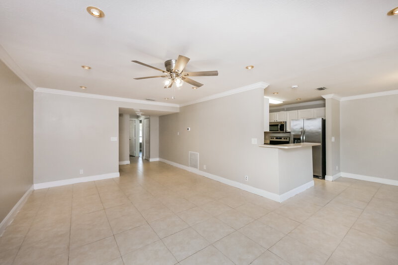 0/Mo, 8741 Cleary Blvd Plantation, FL 33324 Living Room View