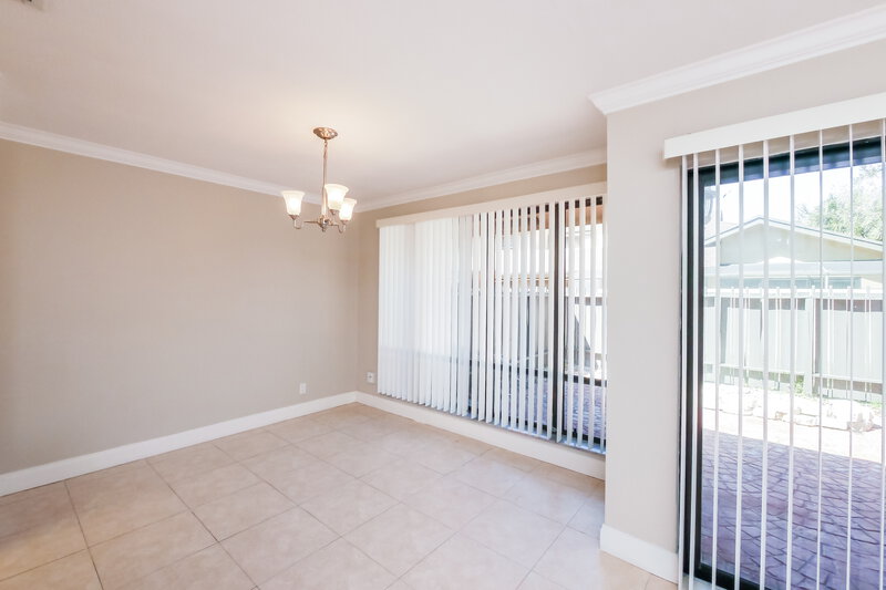 0/Mo, 8741 Cleary Blvd Plantation, FL 33324 Dining Room View