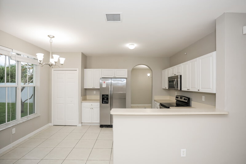 3,165/Mo, 24024 SW 107th Ct Homestead, FL 33032 Kitchen View 2