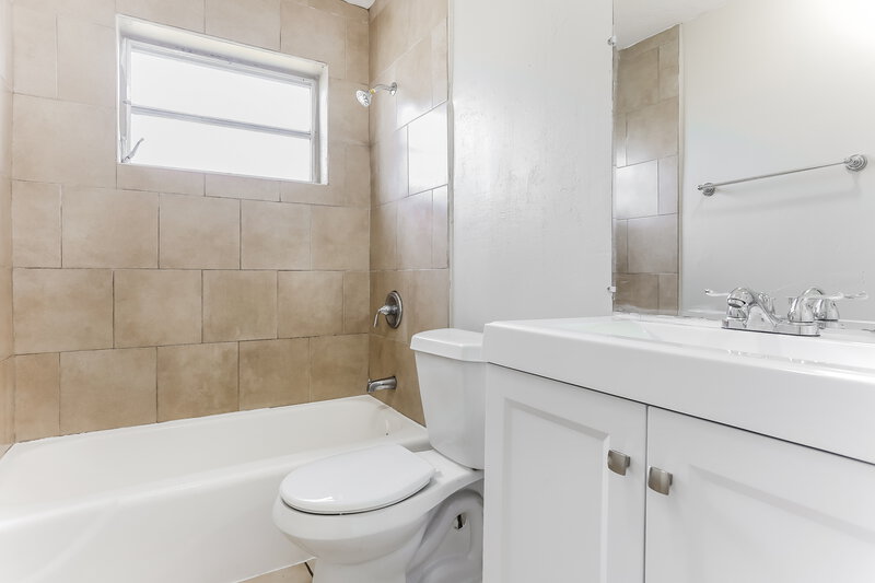 4,060/Mo, 8681 NW 25th St Sunrise, FL 33322 Misc View 12