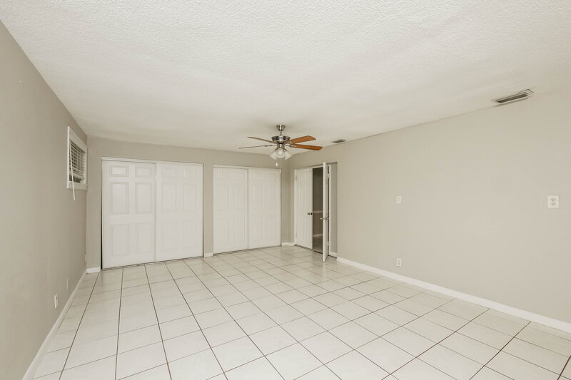 3,045/Mo, 831 NW 43rd Ave Coconut Creek, FL 33066 Main Bedroom View