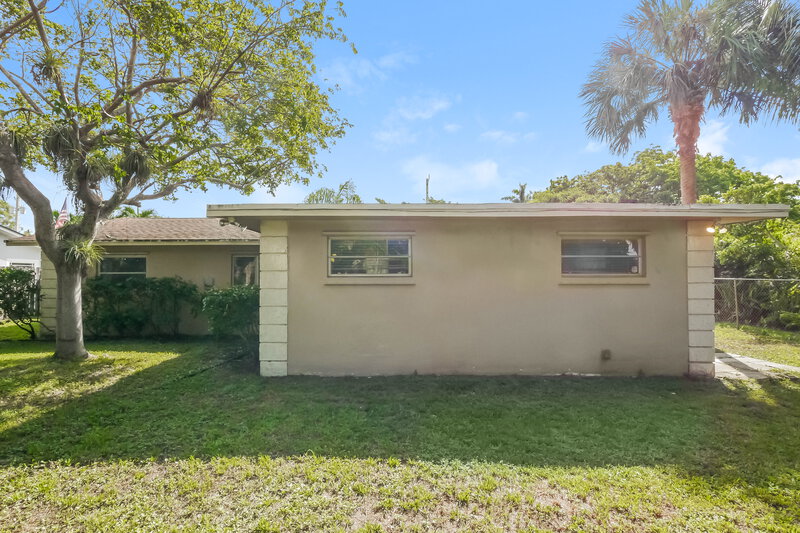 3,045/Mo, 831 NW 43rd Ave Coconut Creek, FL 33066 Rear View