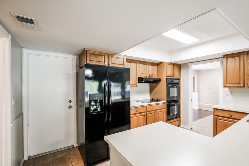 0/Mo, 21074 Shady Vista Ln Boca Raton, FL 33428 Kitchen View