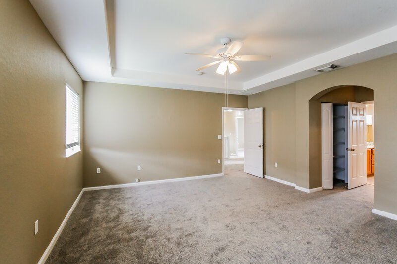 3,735/Mo, 1231 NW 204th St Miami Gardens, FL 33169 Main Bedroom View 2