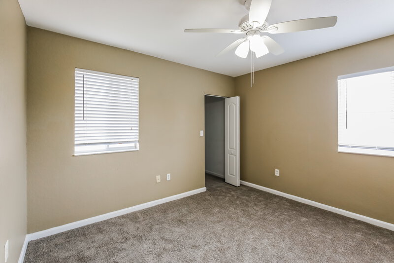 3,735/Mo, 1231 NW 204th St Miami Gardens, FL 33169 Bedroom View 4