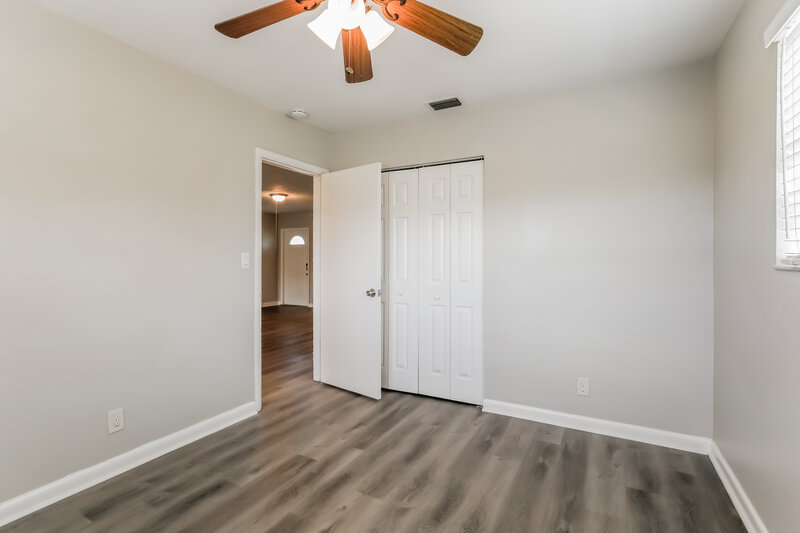 3,280/Mo, 6780 Pershing St Hollywood, FL 33024 Bedroom View 3