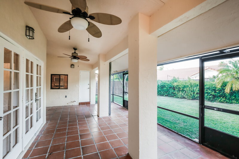 3,625/Mo, 14971 SW 46th Ter Miami, FL 33185 Sun Room View
