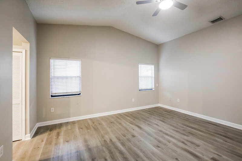 3,625/Mo, 14971 SW 46th Ter Miami, FL 33185 Main Bedroom View