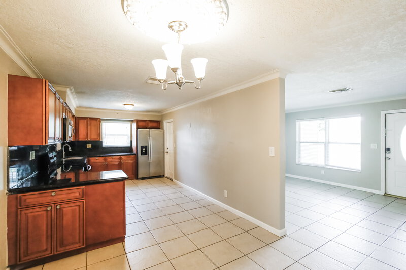 2,905/Mo, 3597 NW 37th Ave Lauderdale Lakes, FL 33309 Dining Room View