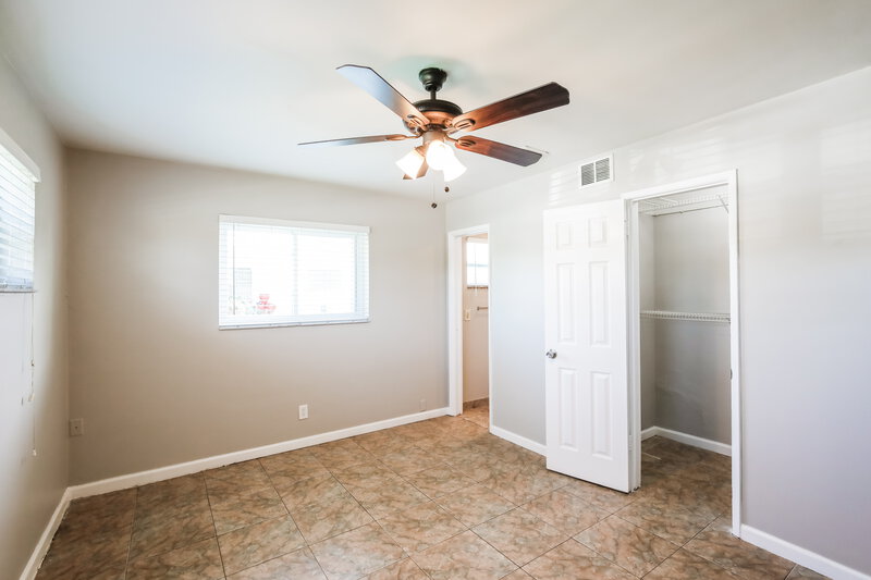 2,905/Mo, 3597 NW 37th Ave Lauderdale Lakes, FL 33309 Main Bedroom View