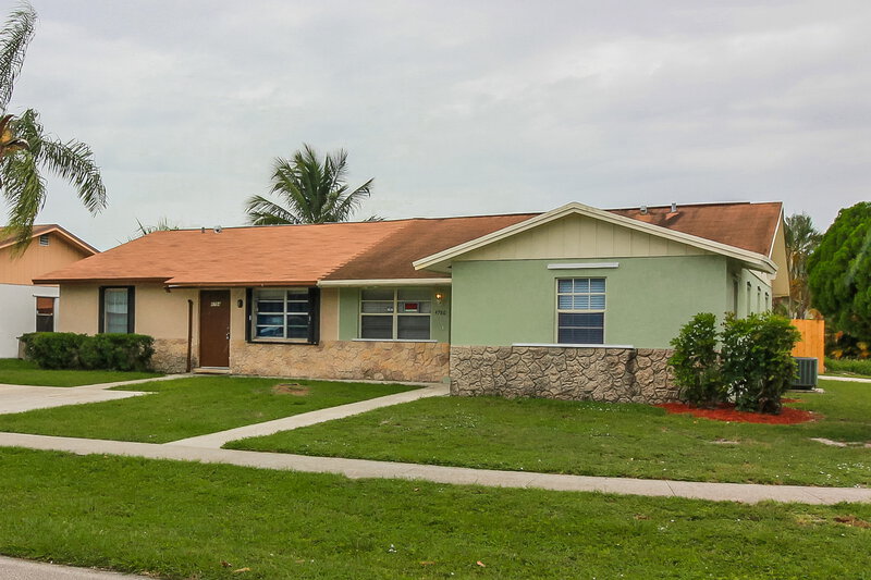 2,530/Mo, 4786 Arthur St Palm Beach Gardens, FL 33418 Front View