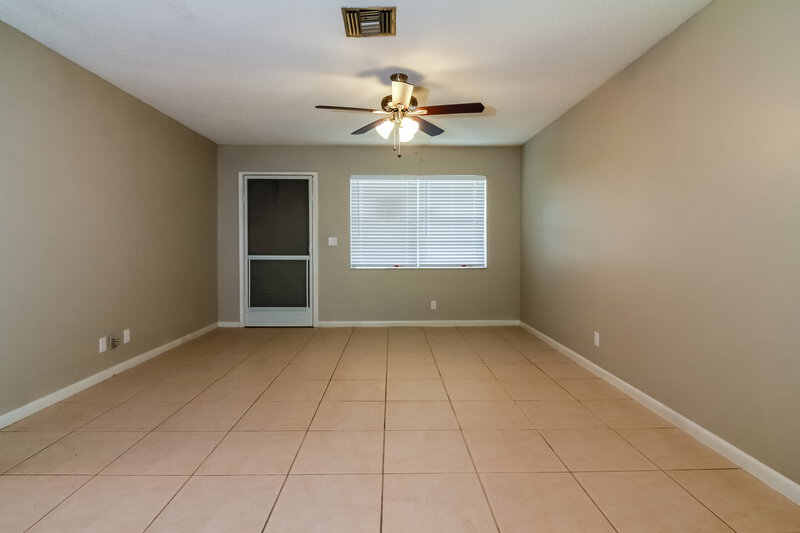 2,530/Mo, 4786 Arthur St Palm Beach Gardens, FL 33418 Living Room View 2